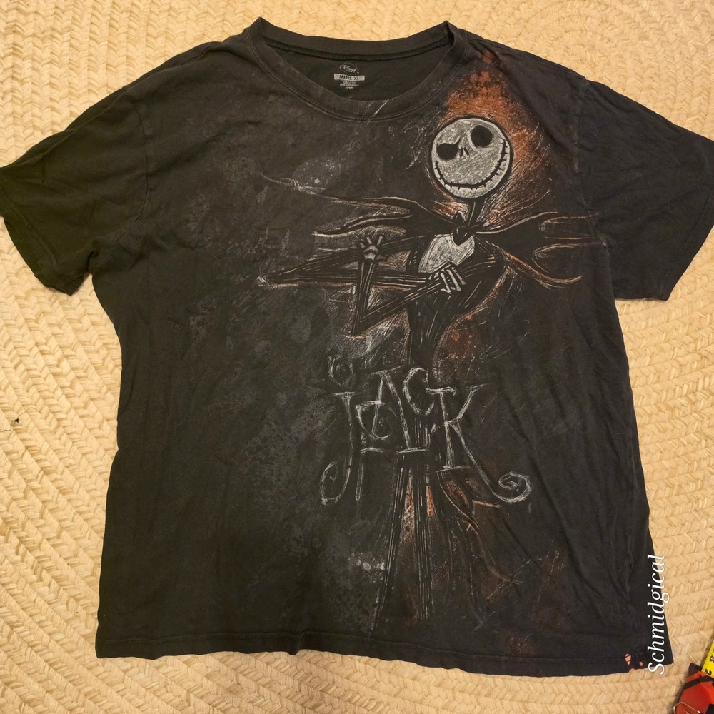 Disney Store Jack Skellington Nightmare Before Christmas Graphic T-Shirt Mens XL